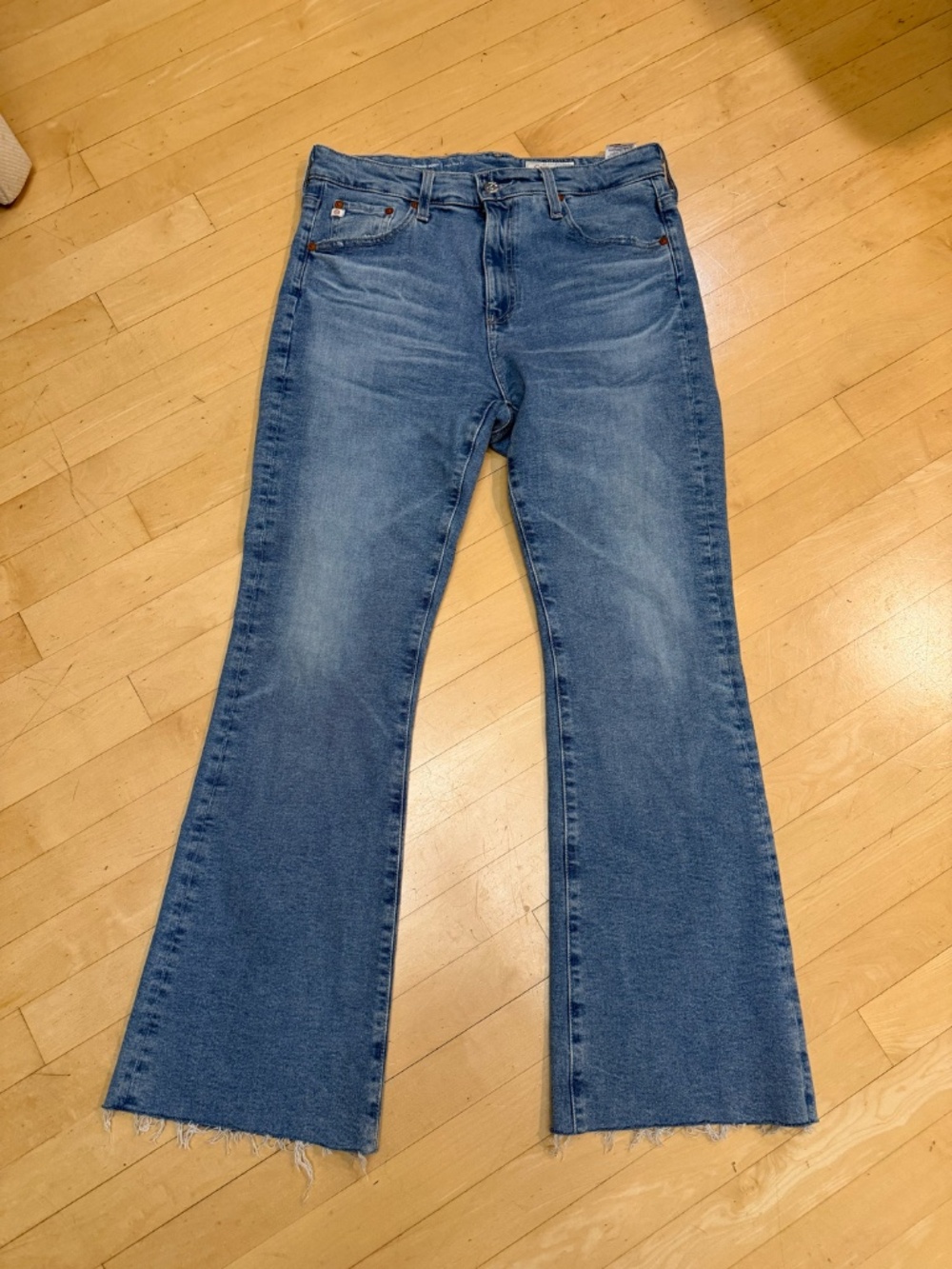 AG Farah High Rise boot cut jeans, 30, CB2650 - Picture 4 of 6